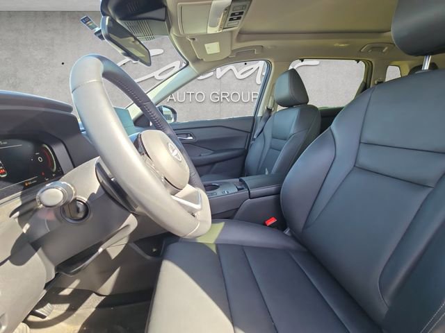 Used 2024 Nissan Rogue SL w/ SL Premium Package image 19