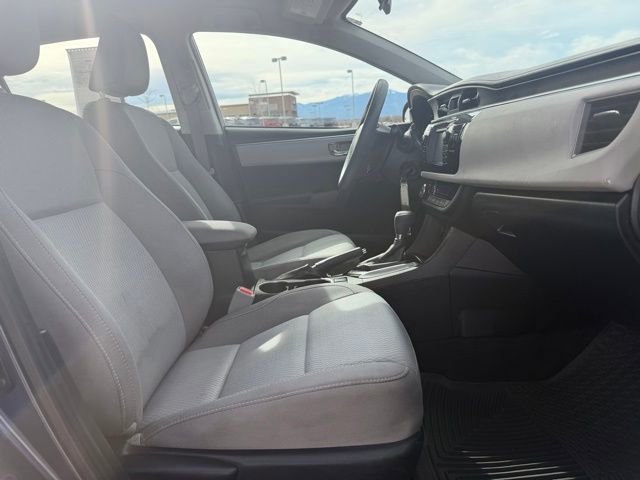 Used 2015 Toyota Corolla LE image 29