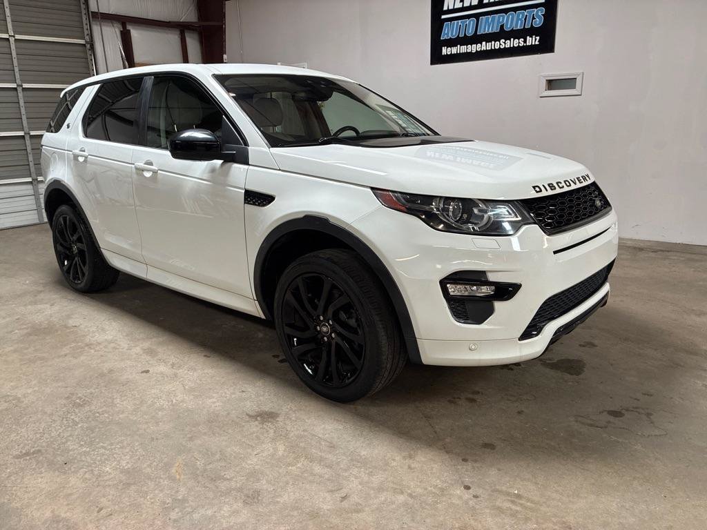 Used 2017 Land Rover Discovery Sport HSE AWD/4WD image 3