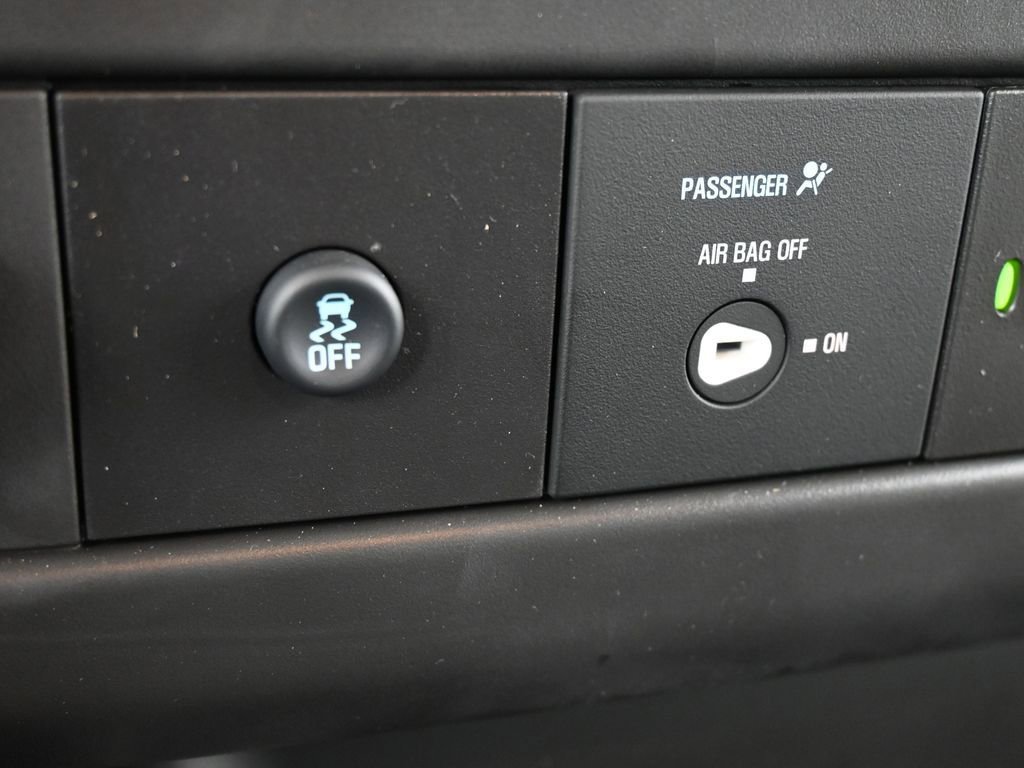 New 2025 Chevrolet Express 2500 w/ Driver Convenience Package image 23