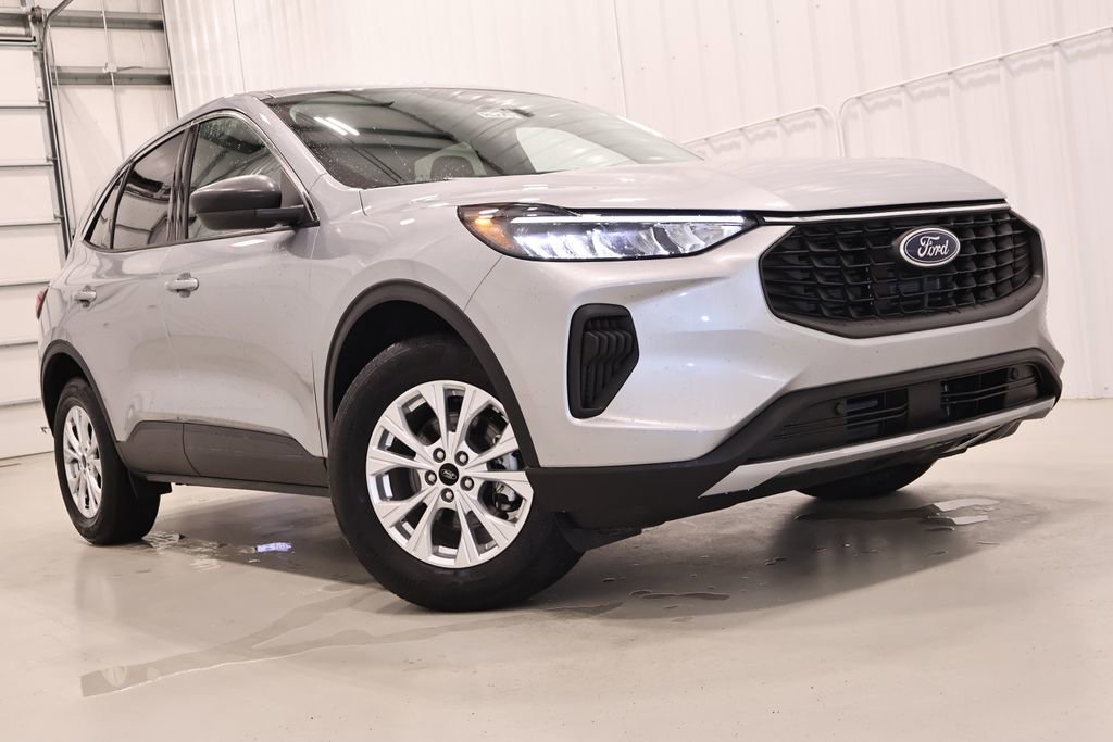Certified 2023 Ford Escape Active image 34