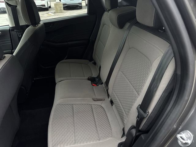 Used 2022 Ford Escape SE w/ Cold Weather Package image 24