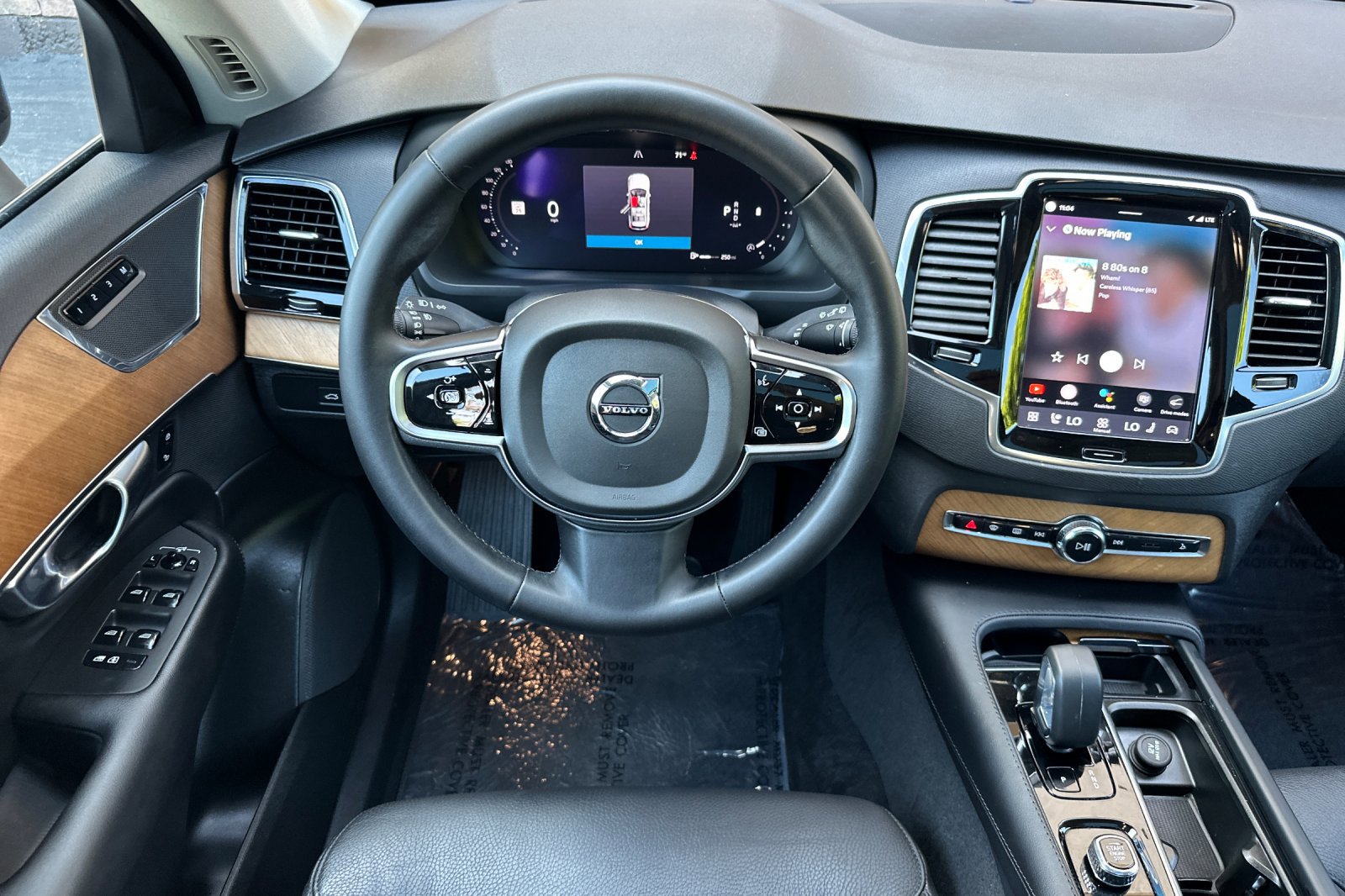 Certified 2023 Volvo XC90 B6 Plus image 16