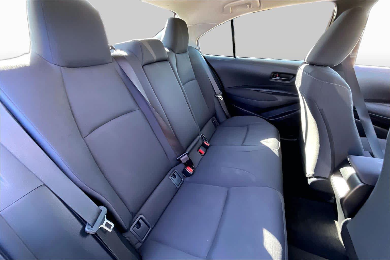 Used 2024 Toyota Corolla LE FWD image 20