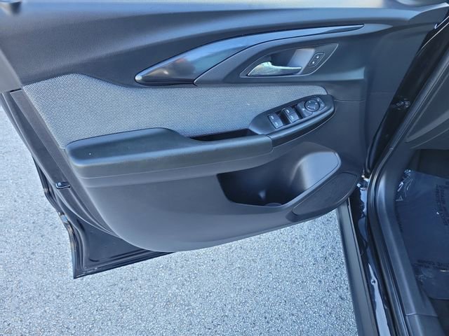 Used 2023 Chevrolet TrailBlazer LS image 20