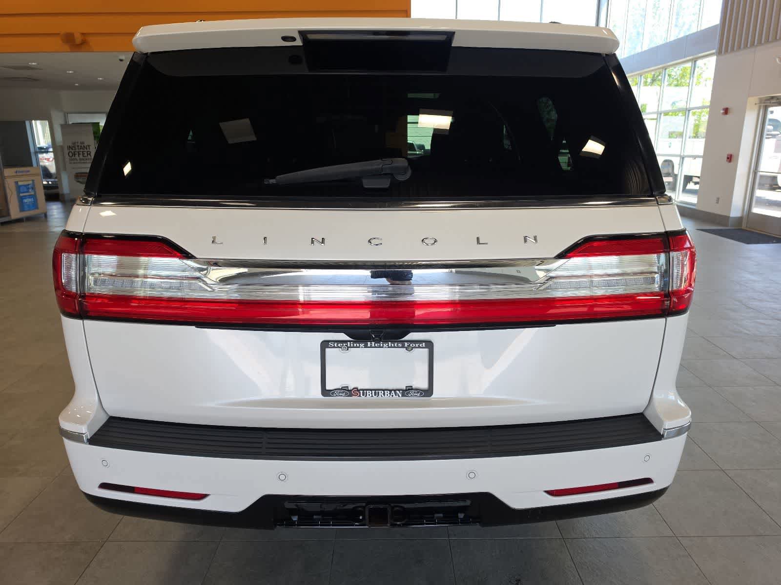 Used 2019 Lincoln Navigator L Reserve AWD/4WD image 10