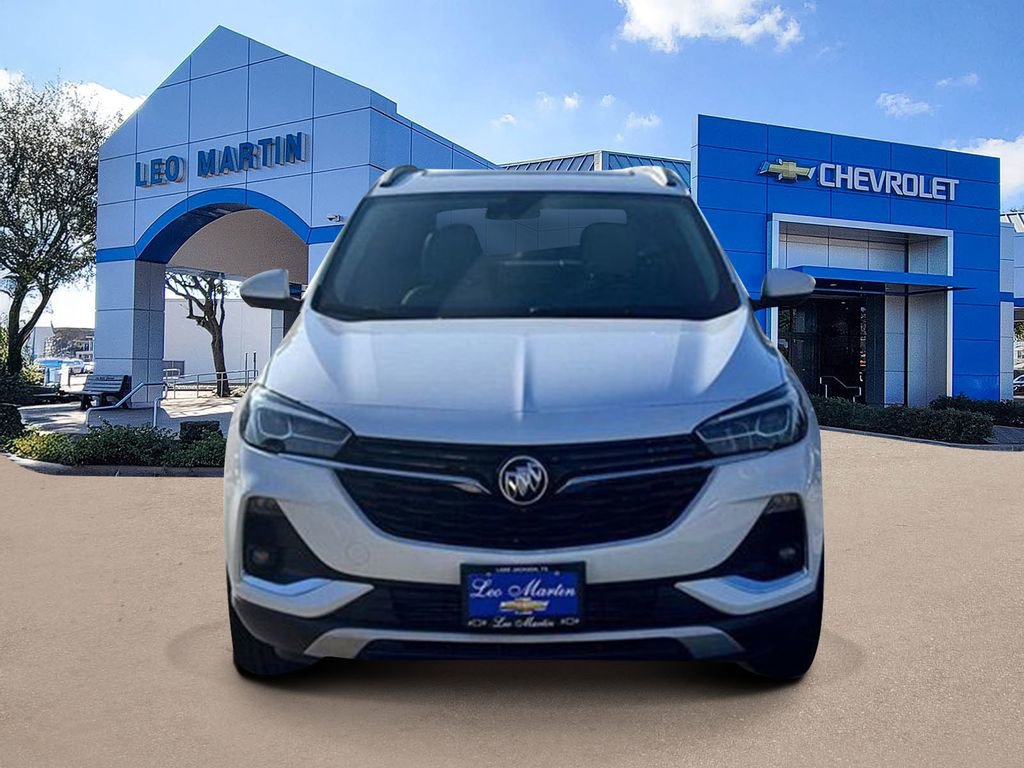 Used 2022 Buick Encore GX Essence w/ Advanced Technology Package image 2