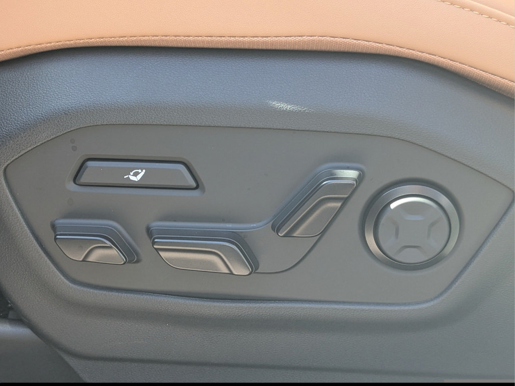 New 2027 Hyundai Santa Fe Calligraphy FWD image 15