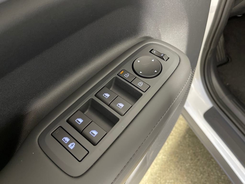 New 2026 Hyundai Santa Fe SEL image 18