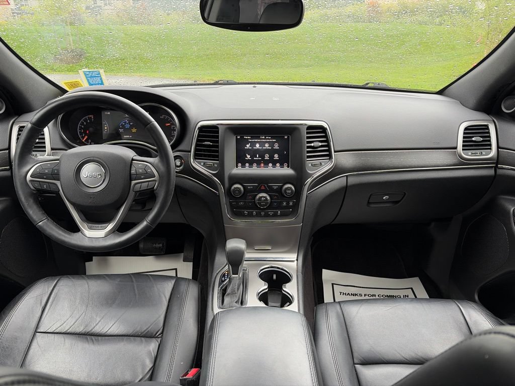 Used 2018 Jeep Grand Cherokee Limited AWD/4WD image 7