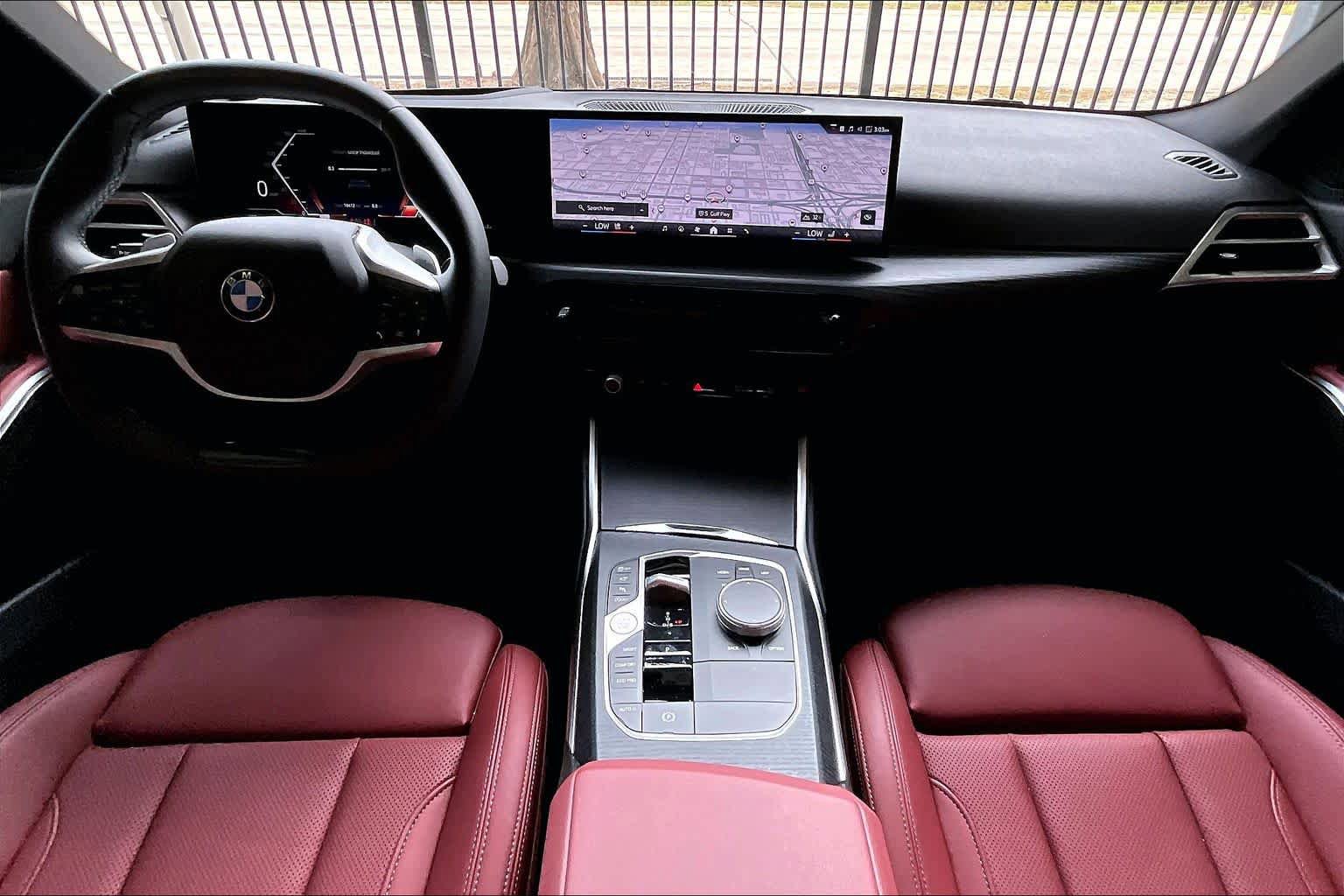 Used 2025 BMW 330i Sedan image 15