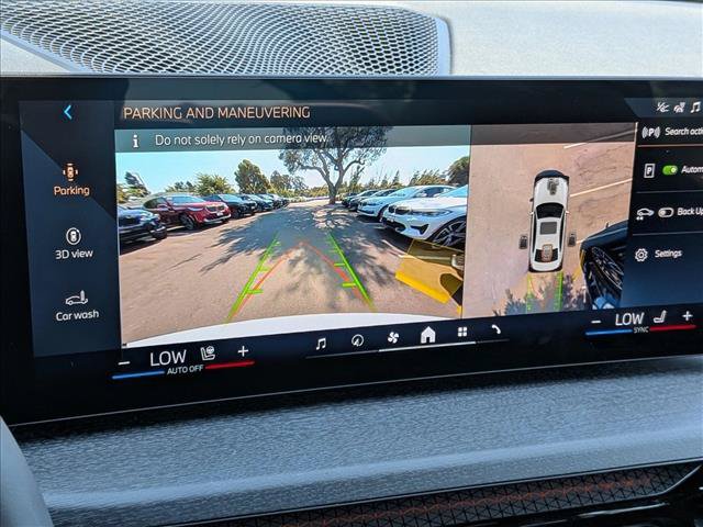 Used 2026 BMW 330i Sedan w/ Premium Package RWD image 13