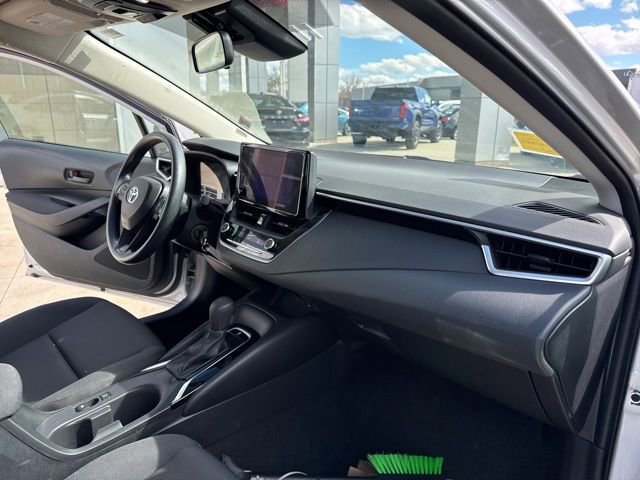 Used 2023 Toyota Corolla LE image 29