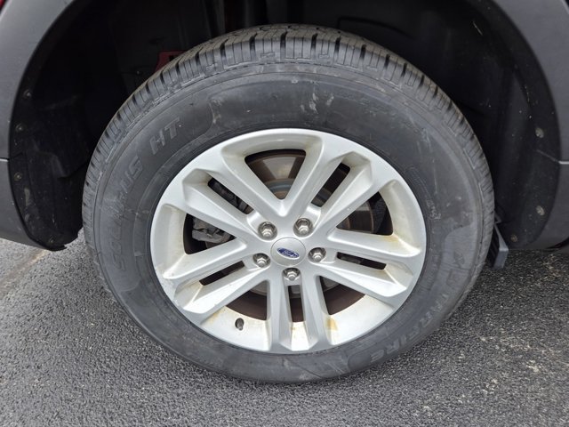 Used 2014 Ford Explorer XLT FWD image 39