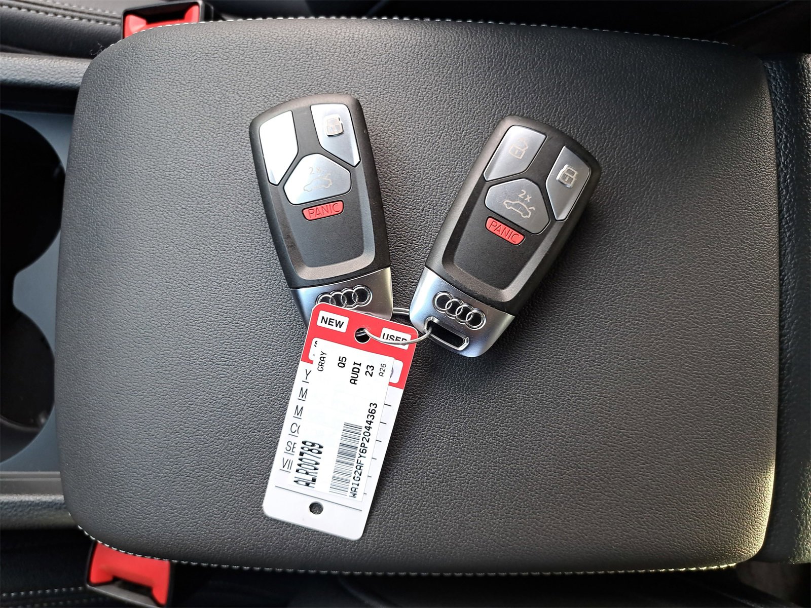 Used 2023 Audi Q5 e Premium w/ Convenience Package image 40