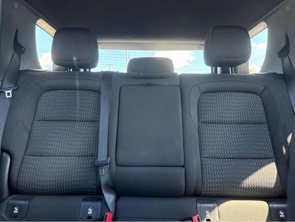 Used 2026 Chevrolet Equinox LT FWD image 22