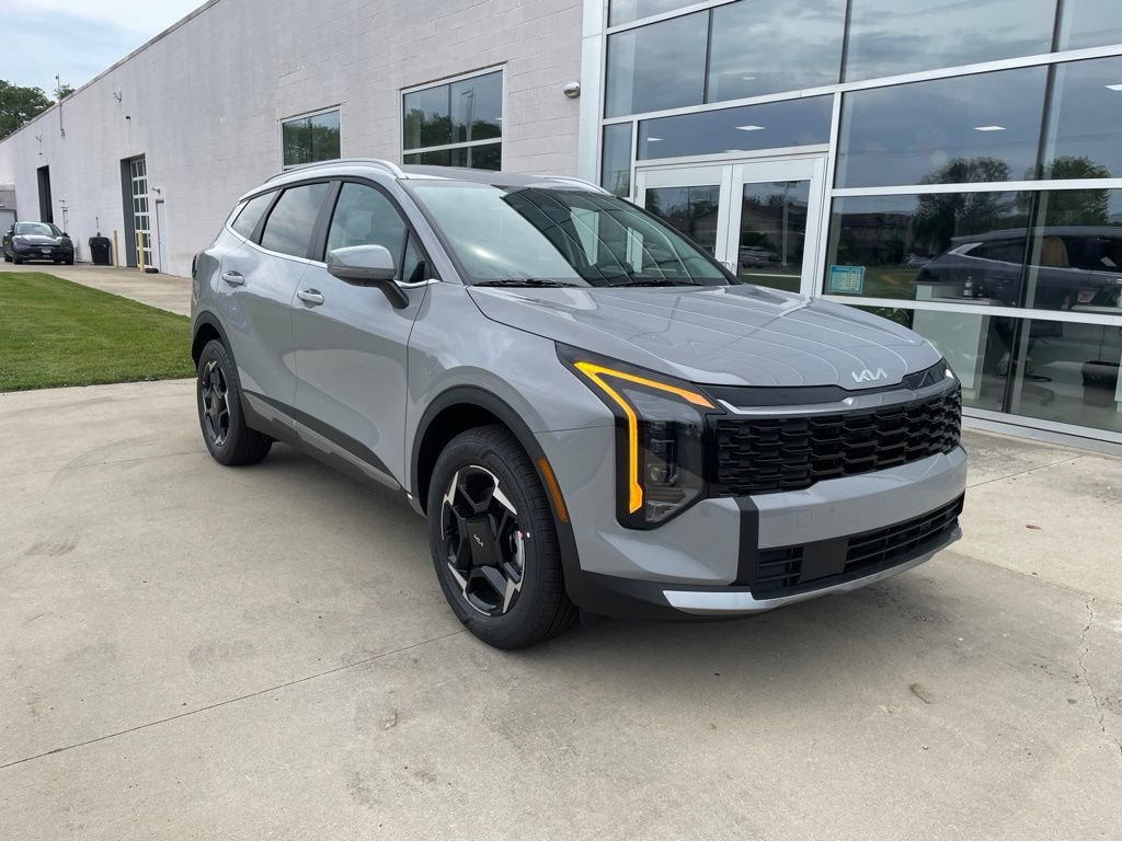 New 2027 Kia Sportage EX