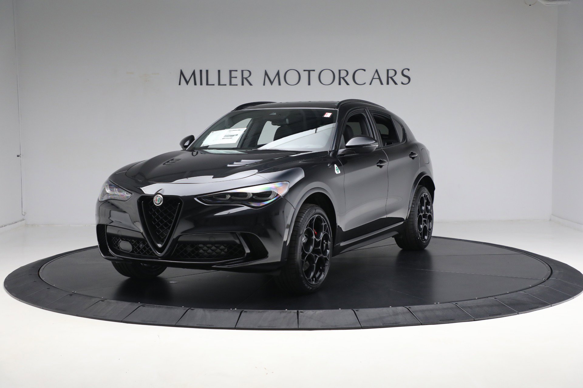 New 2024 Alfa Romeo Stelvio Quadrifoglio w/ Active Assist Plus Package AWD/4WD image 3