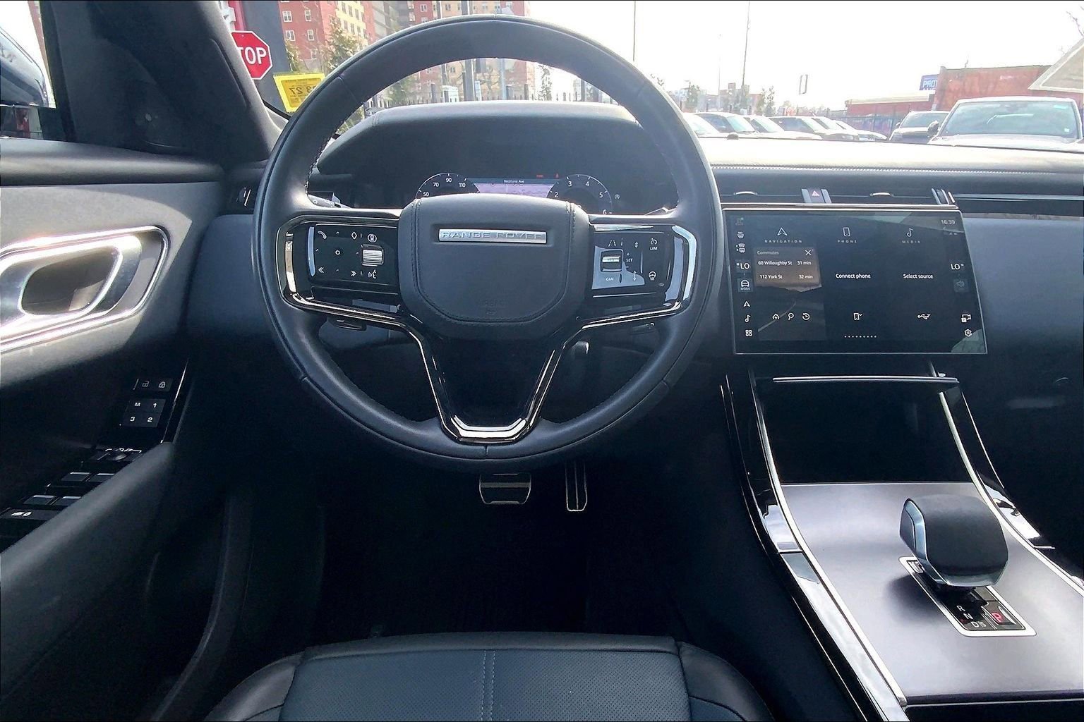 Used 2026 Land Rover Range Rover Velar Dynamic SE AWD/4WD image 5