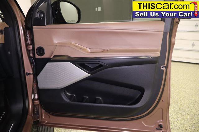 Used 2025 Lincoln Navigator Black Label AWD/4WD image 38