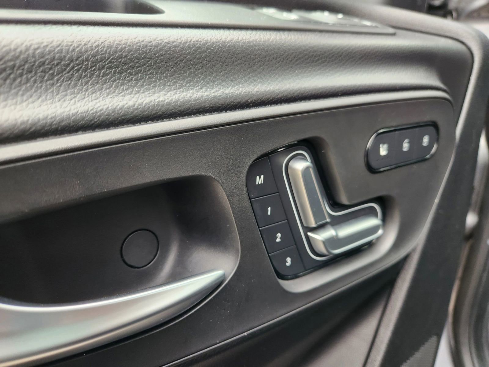 Used 2023 Mercedes-Benz Sprinter 2500 image 57