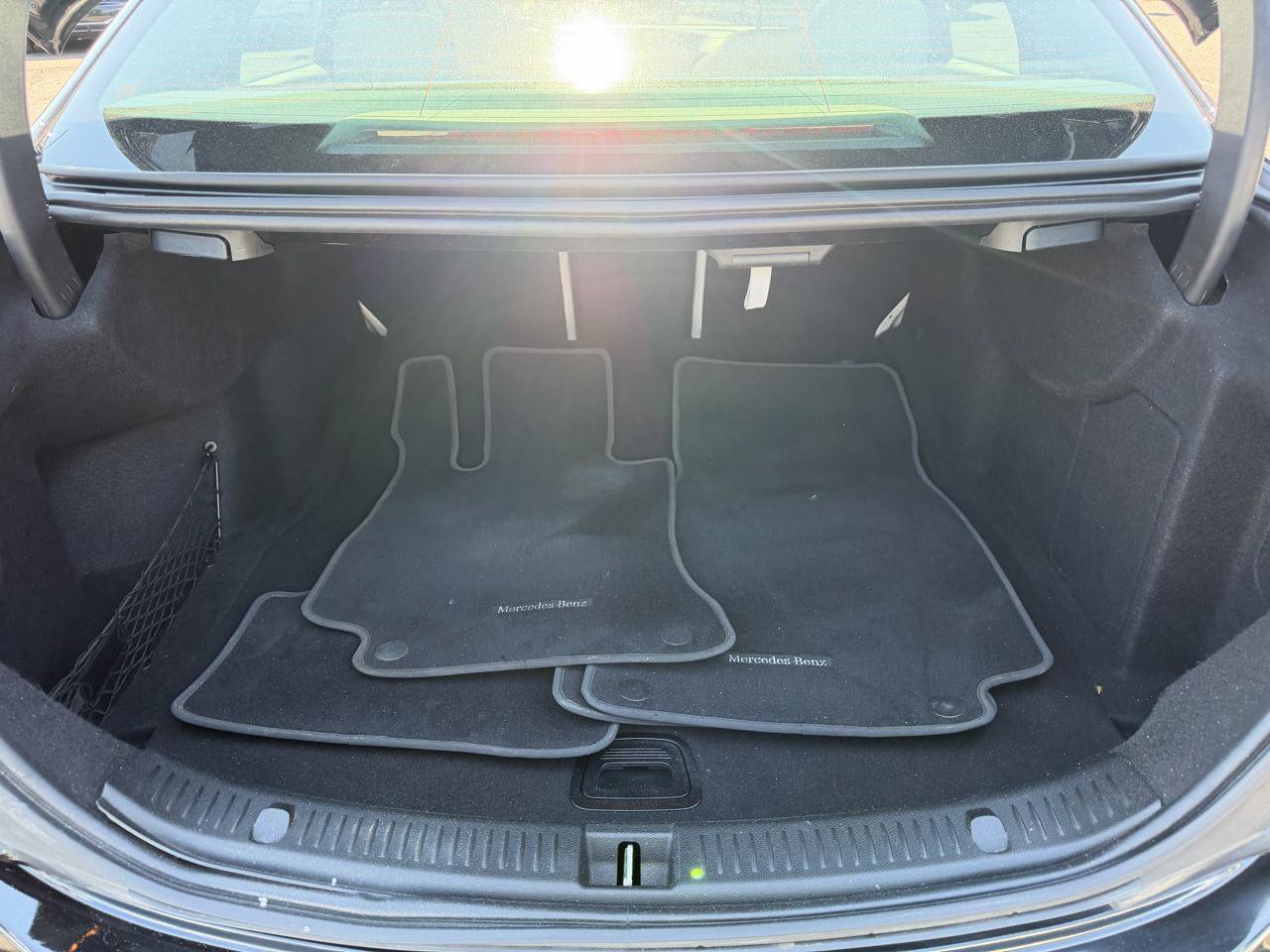 Used 2019 Mercedes-Benz E 300 4MATIC image 30