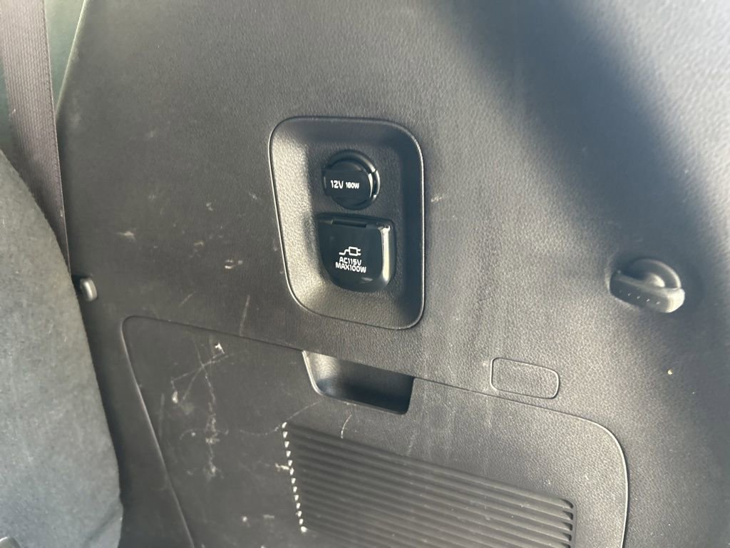 Used 2022 Kia Carnival SX Prestige image 33