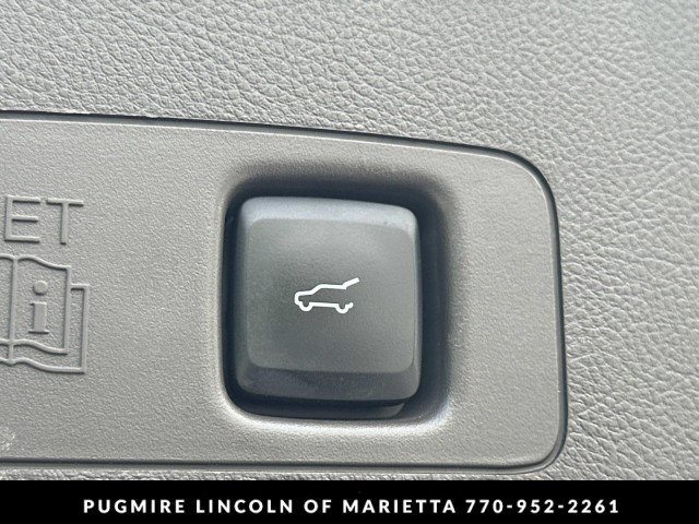 Used 2020 Lincoln Corsair Reserve w/ Appearance Package FWD image 19