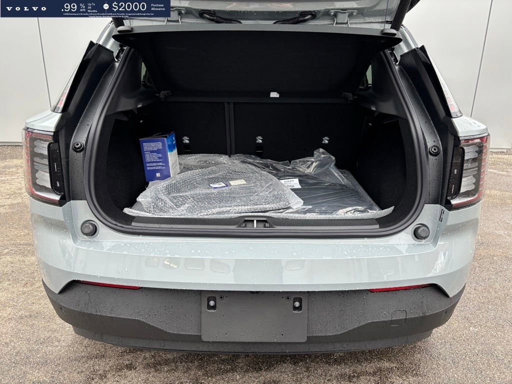 New 2026 Volvo EX30 Plus w/ Climate Package image 19