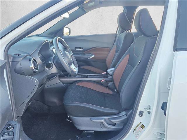 Used 2024 Nissan Kicks SR image 16