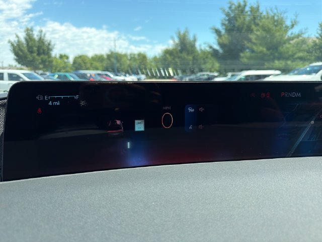 New 2026 Lincoln Navigator Reserve AWD/4WD image 24