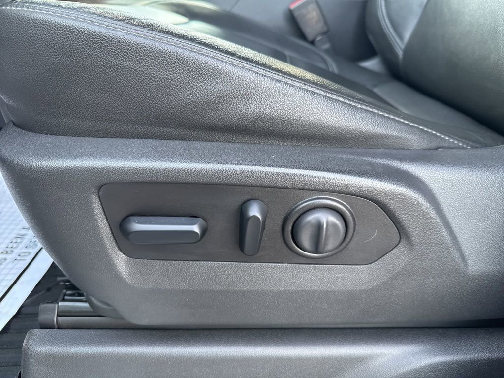 Used 2020 Chevrolet Silverado 1500 LT Trail Boss image 16