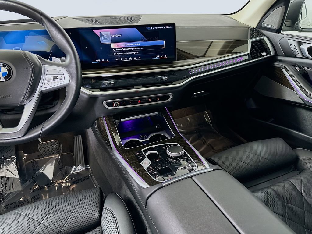 Used 2024 BMW X7 xDrive40i image 19