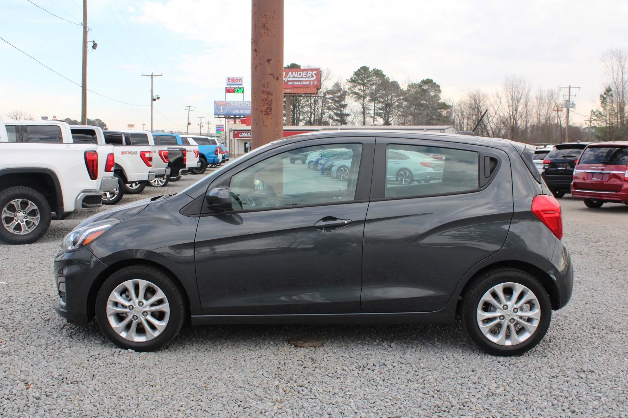 Used 2020 Chevrolet Spark LT image 2