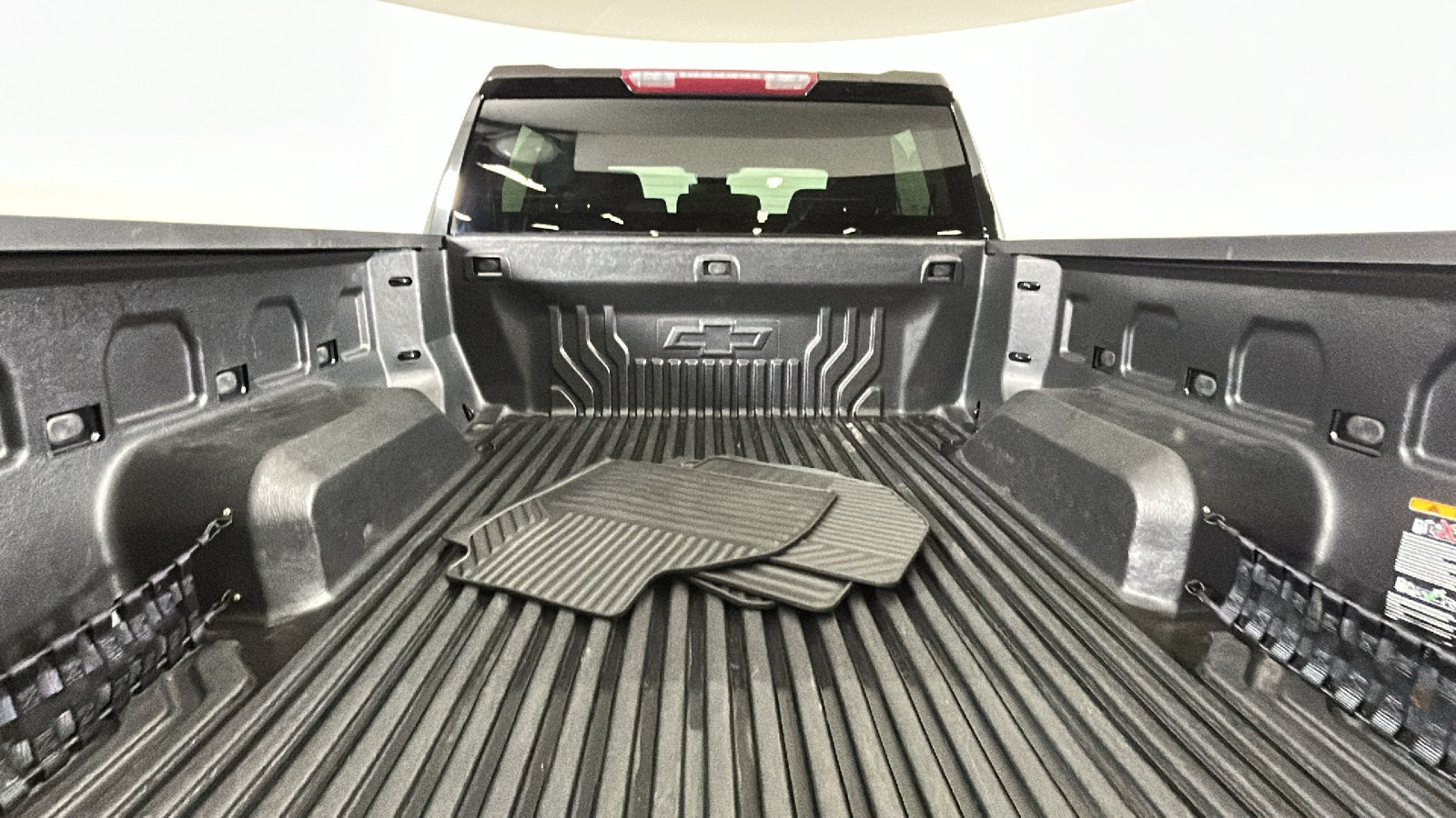 Used 2023 Chevrolet Silverado 1500 LT AWD/4WD image 34