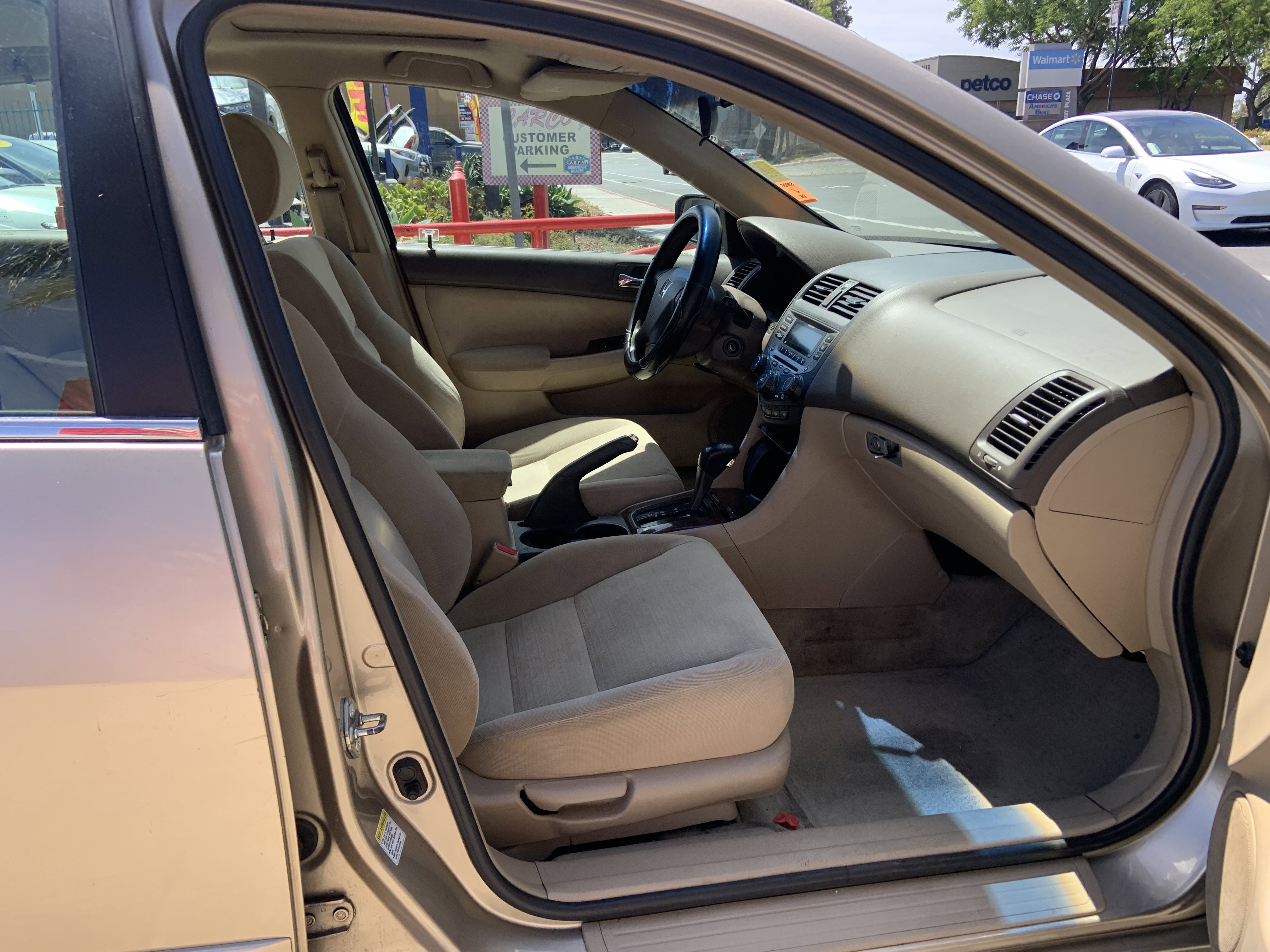 Used 2006 Honda Accord EX image 9
