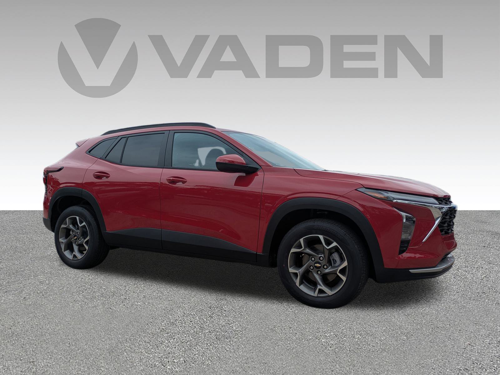 New 2026 Chevrolet Trax LT w/ Driver Confidence Package FWD image 3