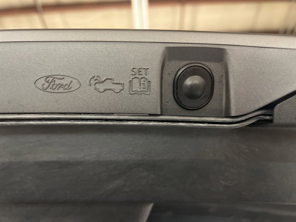 New 2025 Ford F150 Lightning Lariat image 43