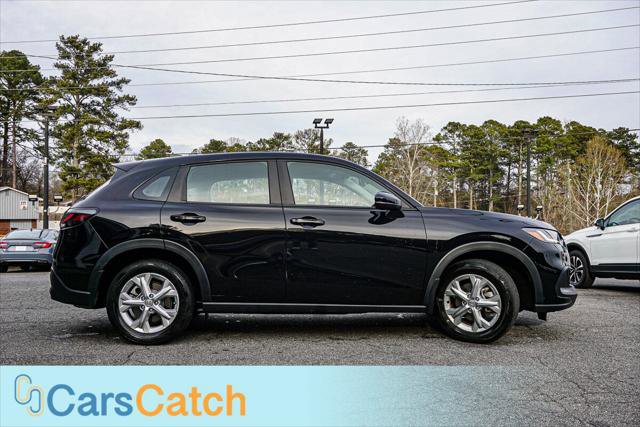 Used 2023 Honda HR-V LX image 2