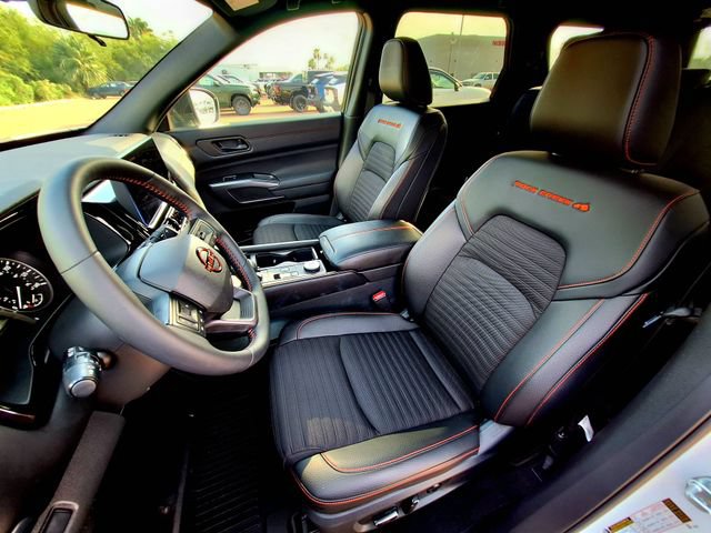 Certified 2026 Nissan Pathfinder Rock Creek AWD/4WD image 10
