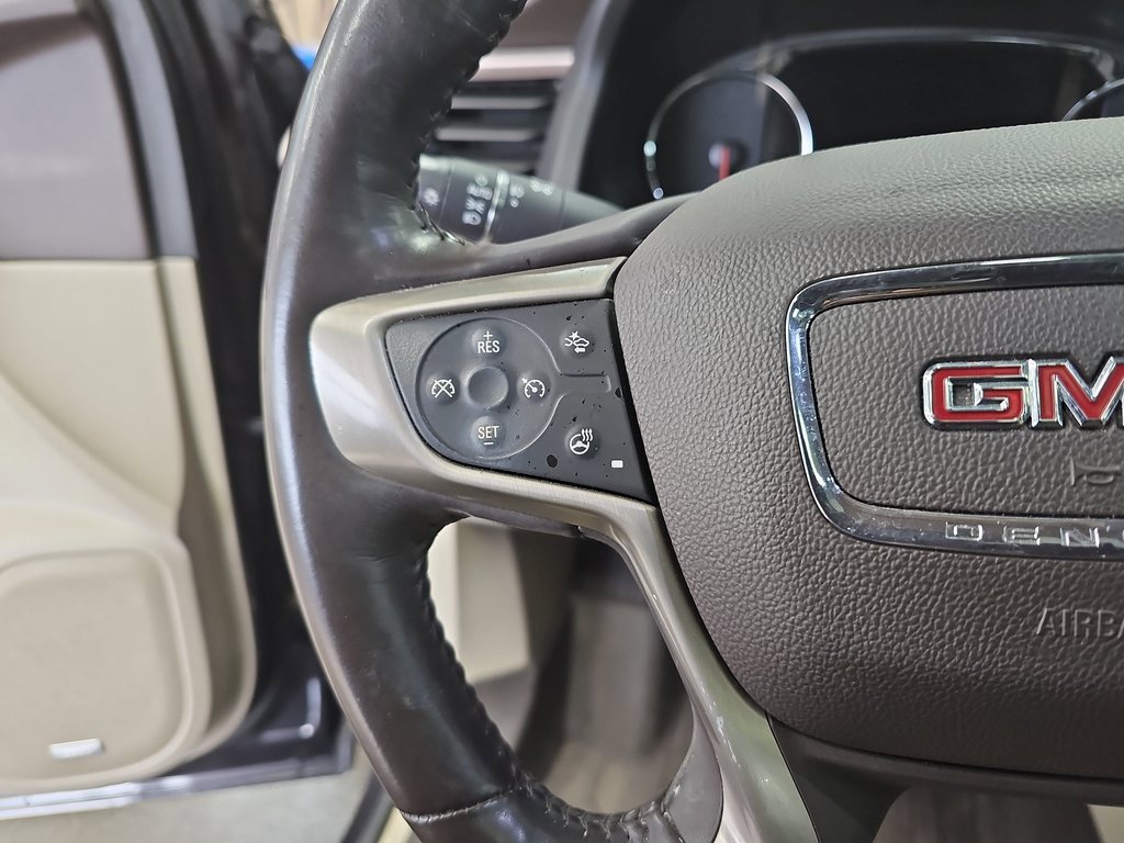 Used 2018 GMC Acadia Denali w/ Technology Package image 17