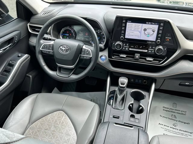 Used 2022 Toyota Highlander Bronze Edition AWD/4WD image 55