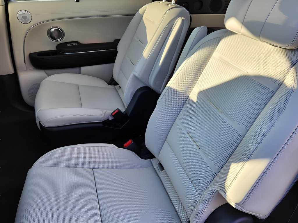 New 2026 Hyundai Palisade Calligraphy AWD/4WD image 13