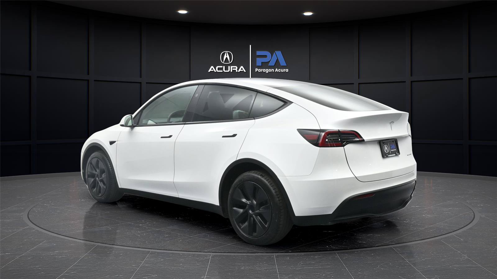 Used 2024 Tesla Model Y Long Range AWD/4WD image 24