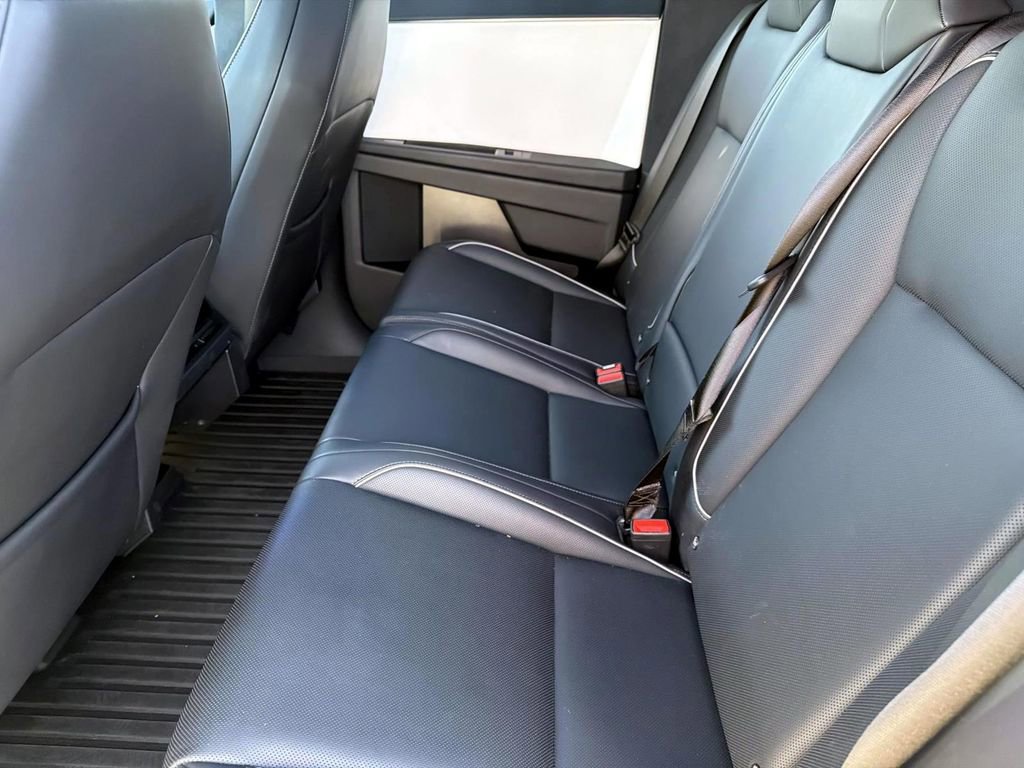 Used 2024 Tesla Cybertruck AWD Crew Cab image 11