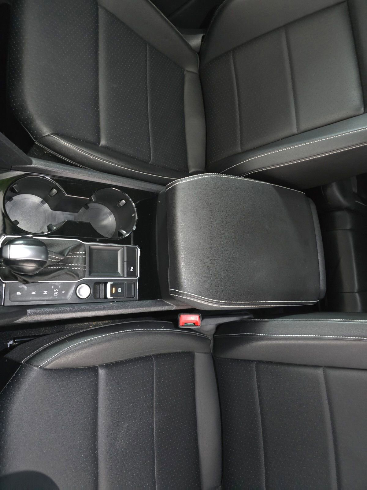 Used 2023 Volkswagen Atlas SE image 36