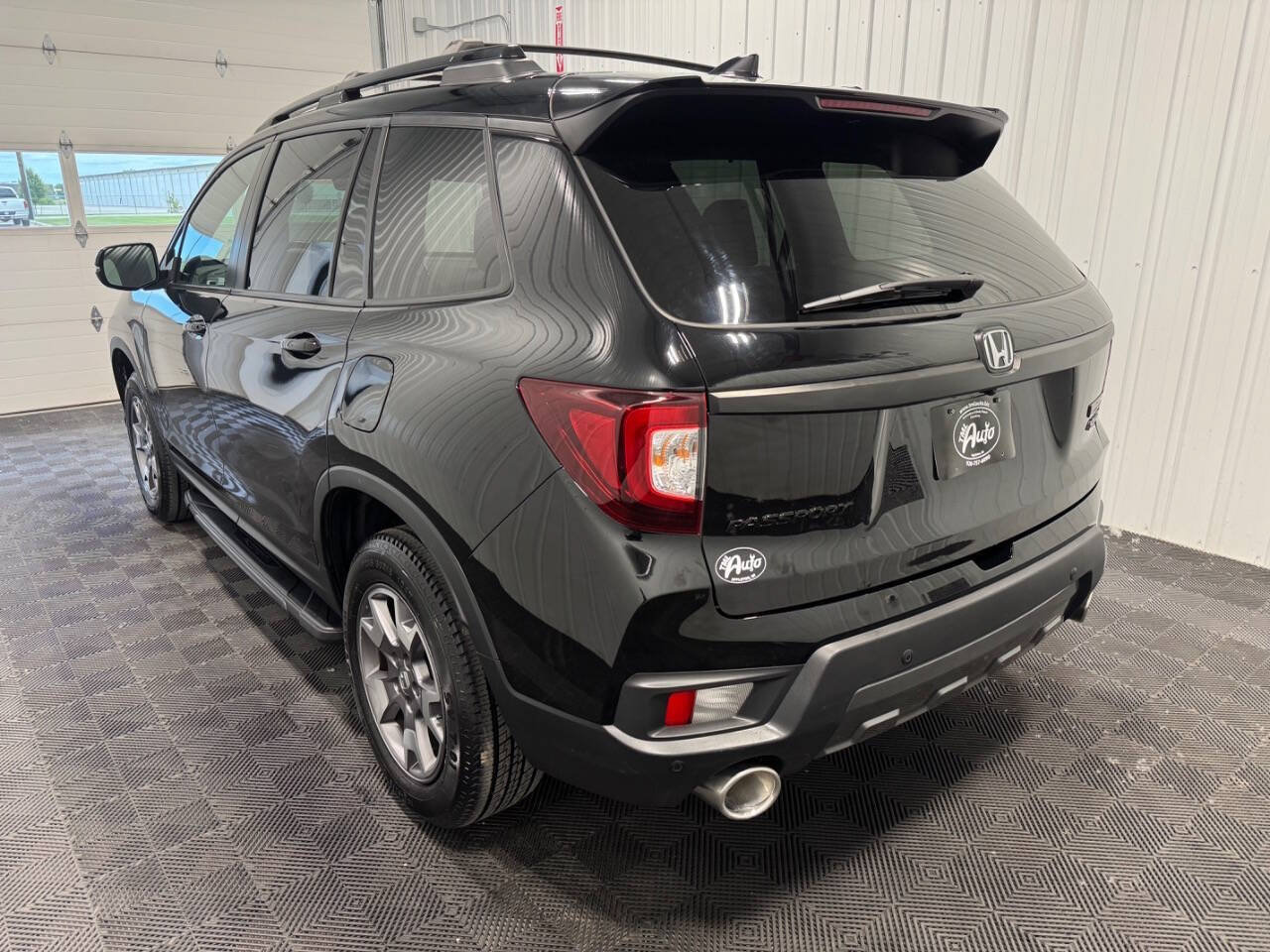 Used 2022 Honda Passport TrailSport image 4