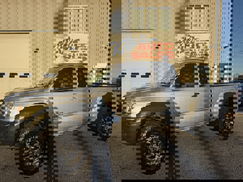 Used 2013 Toyota Tacoma 4x4 Access Cab V6 image 14