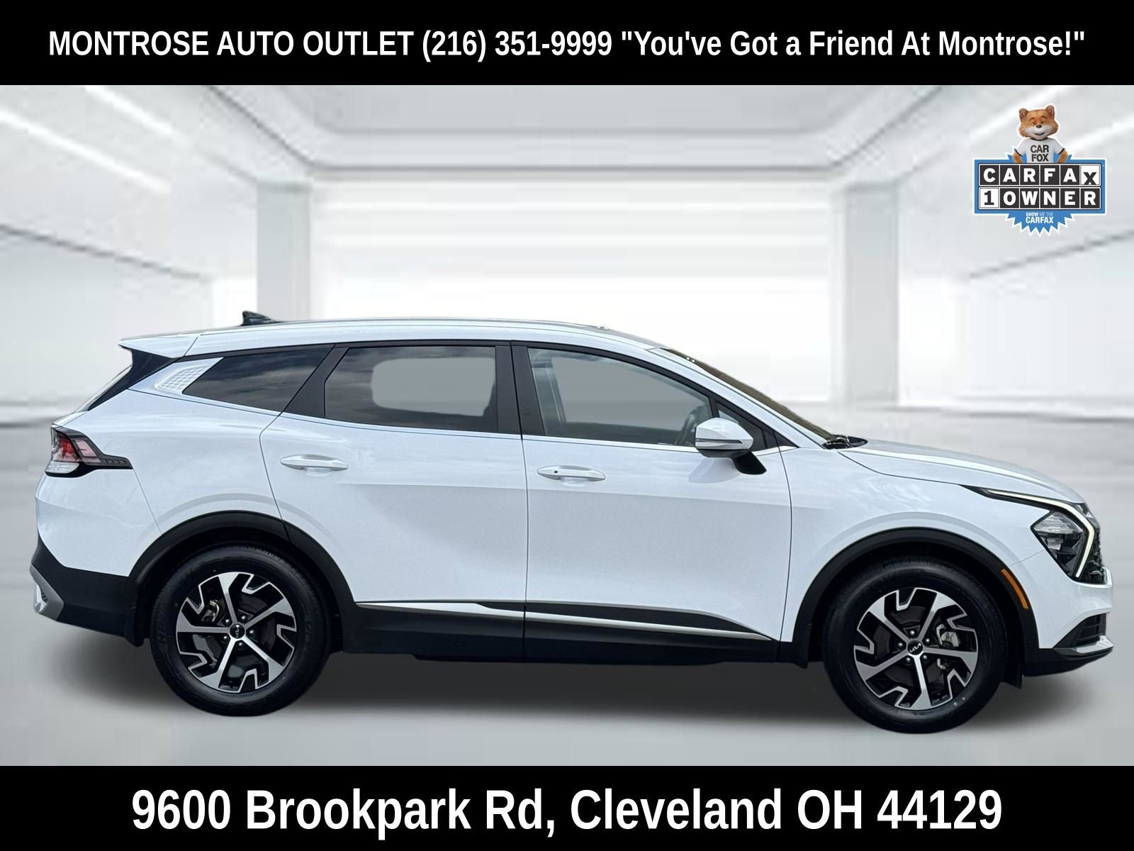 Used 2023 Kia Sportage EX FWD image 3