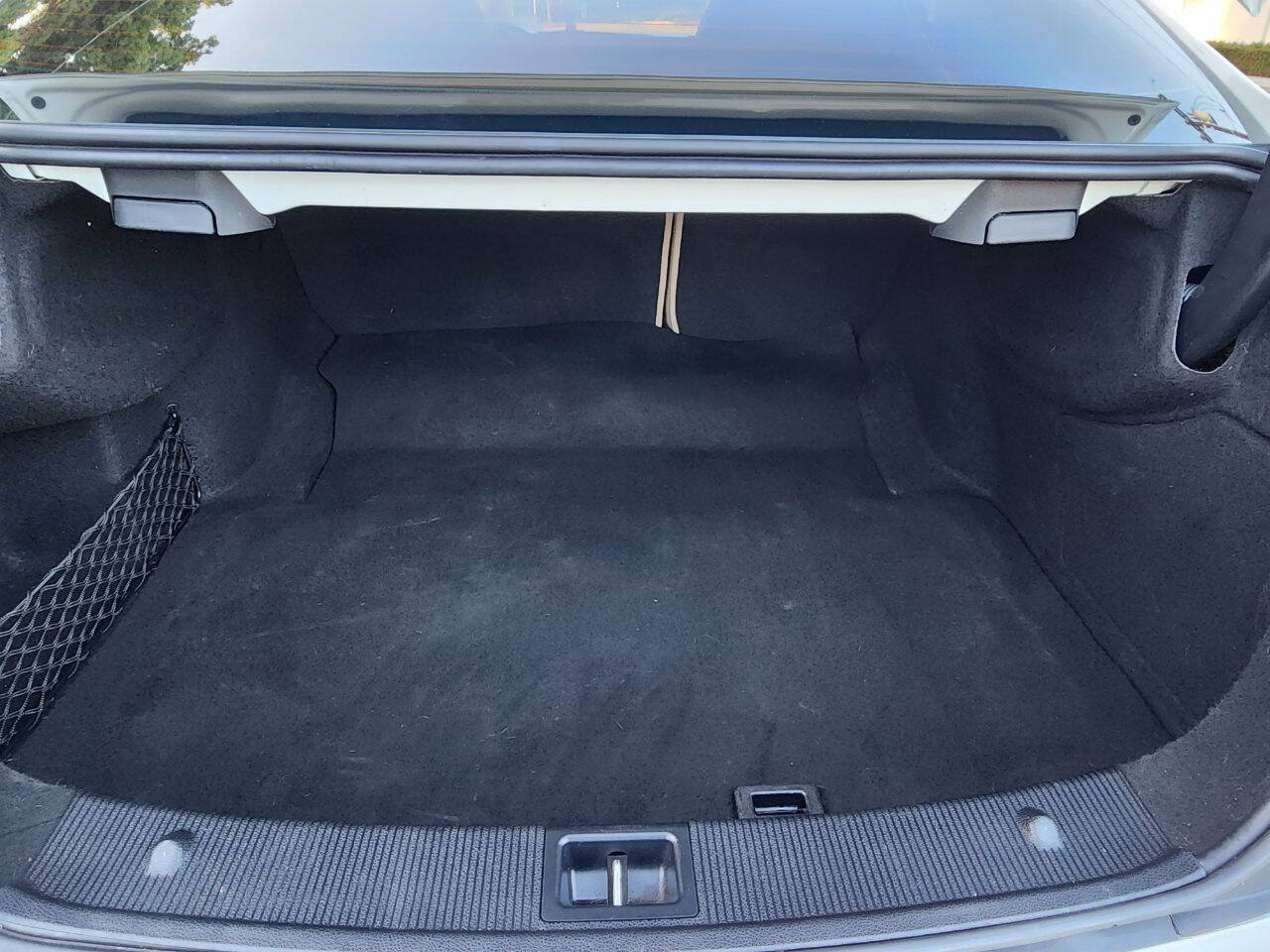 Used 2013 Mercedes-Benz C 250 Coupe image 30